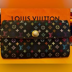 Bundle. 4 w/ 😇 symbol for 20% promo -  LV Murakami pre loved - trade only